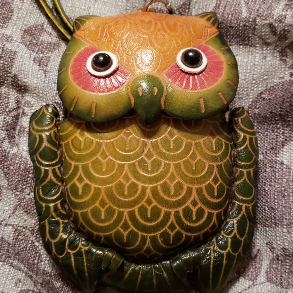 Owl wristlet